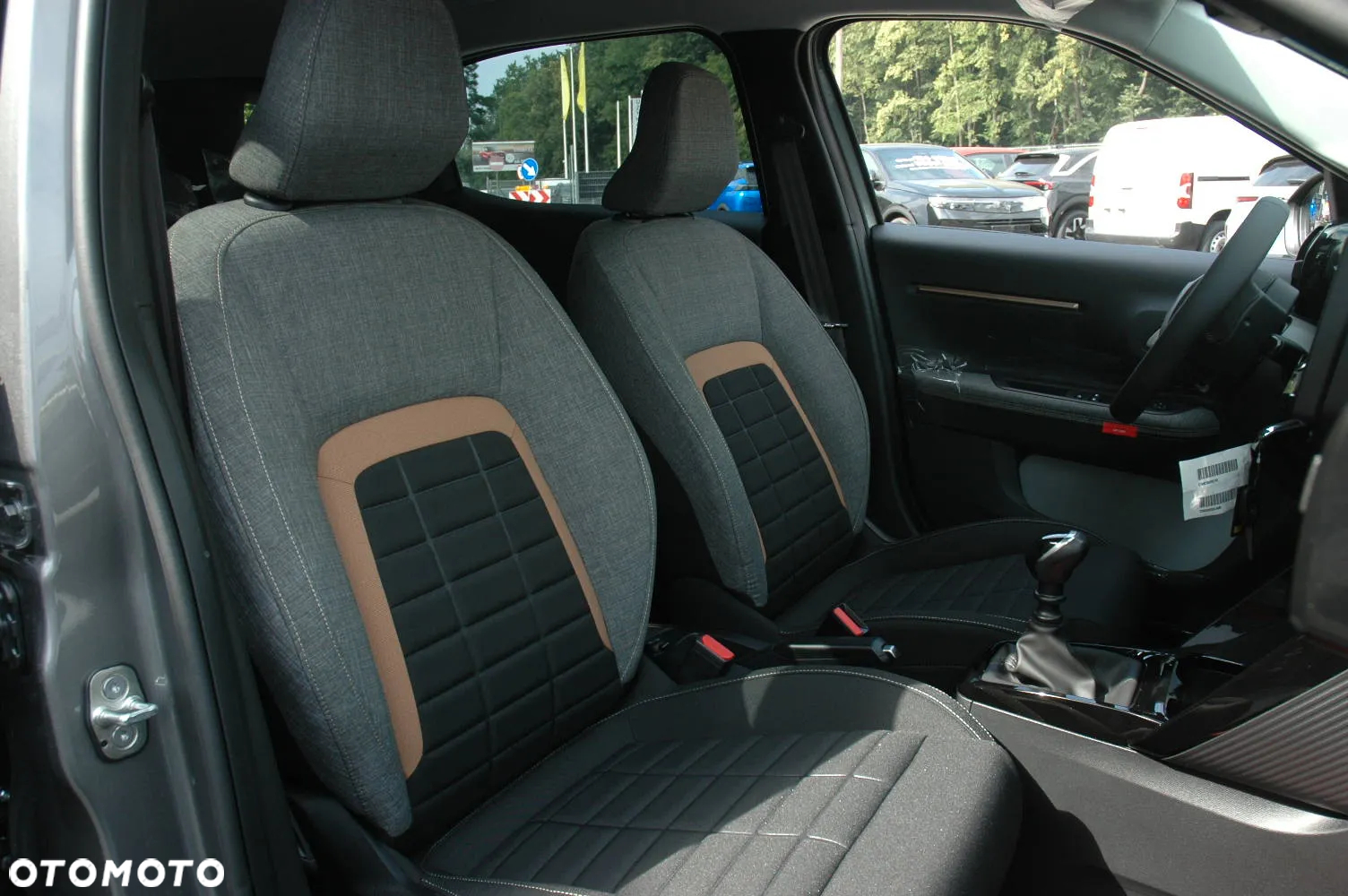 Citroën C3 Aircross 1.2 Turbo Plus S&S - 8