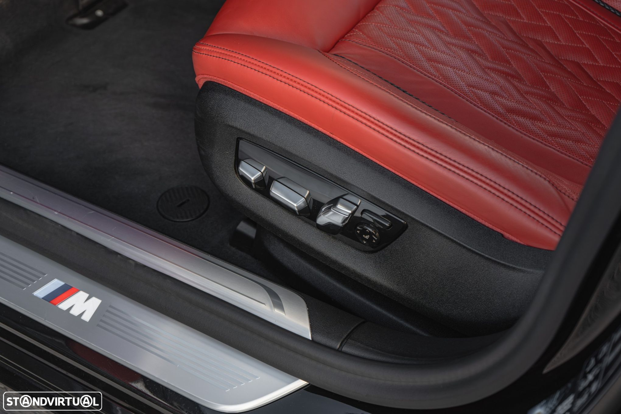 BMW 750 Li xDrive Pack M - 15