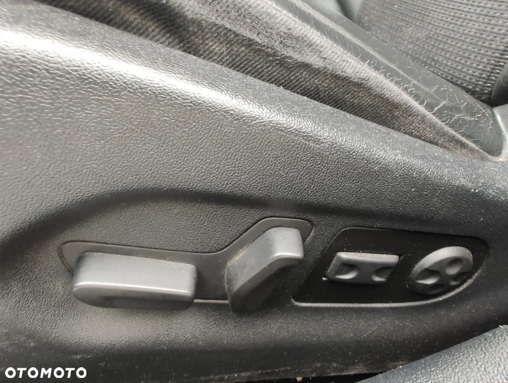 Citroën C5 2.0 HDi Exclusive - 28