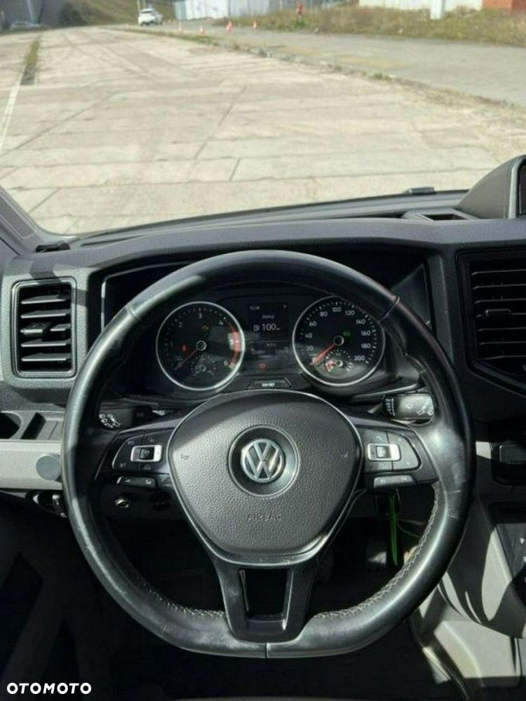 Volkswagen Crafter - 11