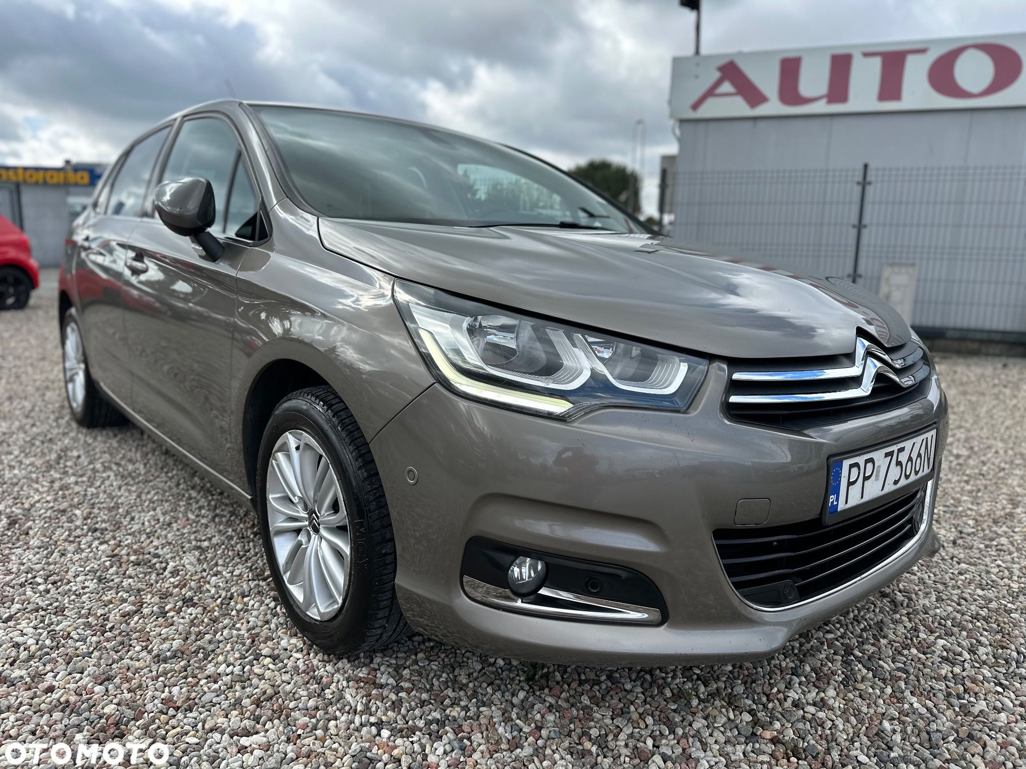 Citroën C4 BlueHDi 120 Stop&Start Business Class - 1
