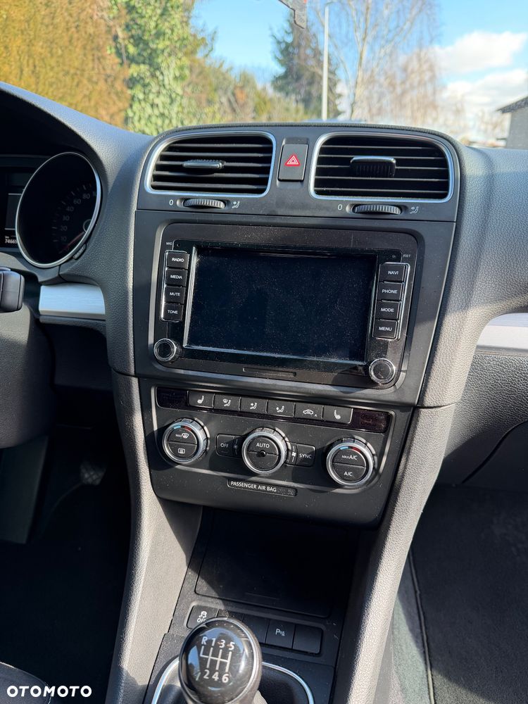 Volkswagen Golf - 26