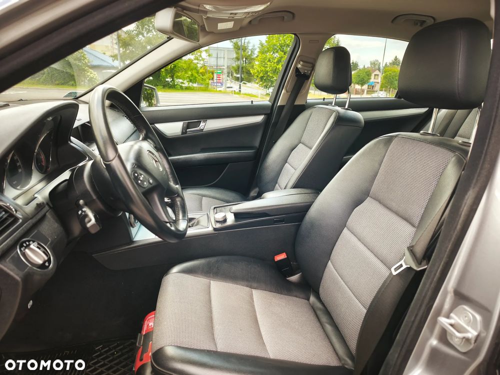 Mercedes-Benz Klasa C 180 K BlueEff Avantgarde - 11