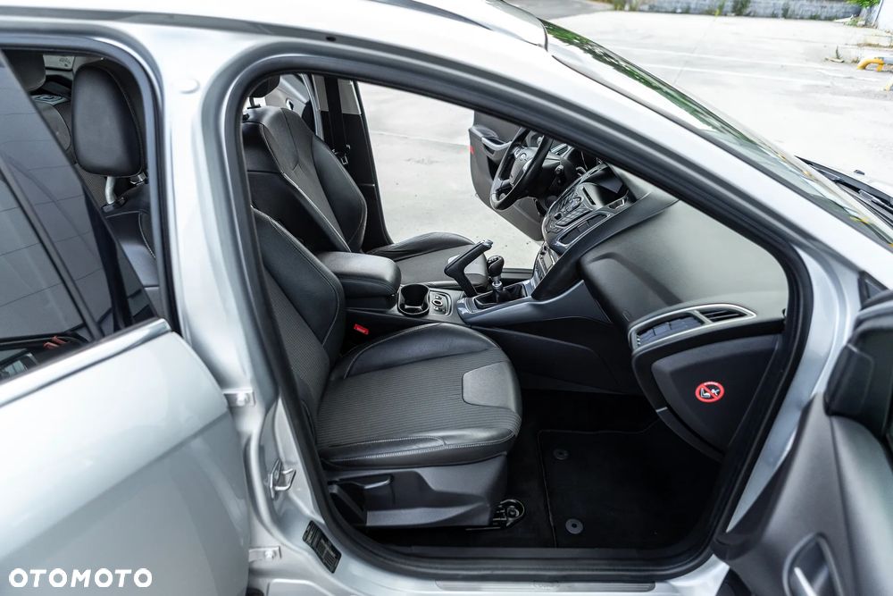 Ford Focus - 26
