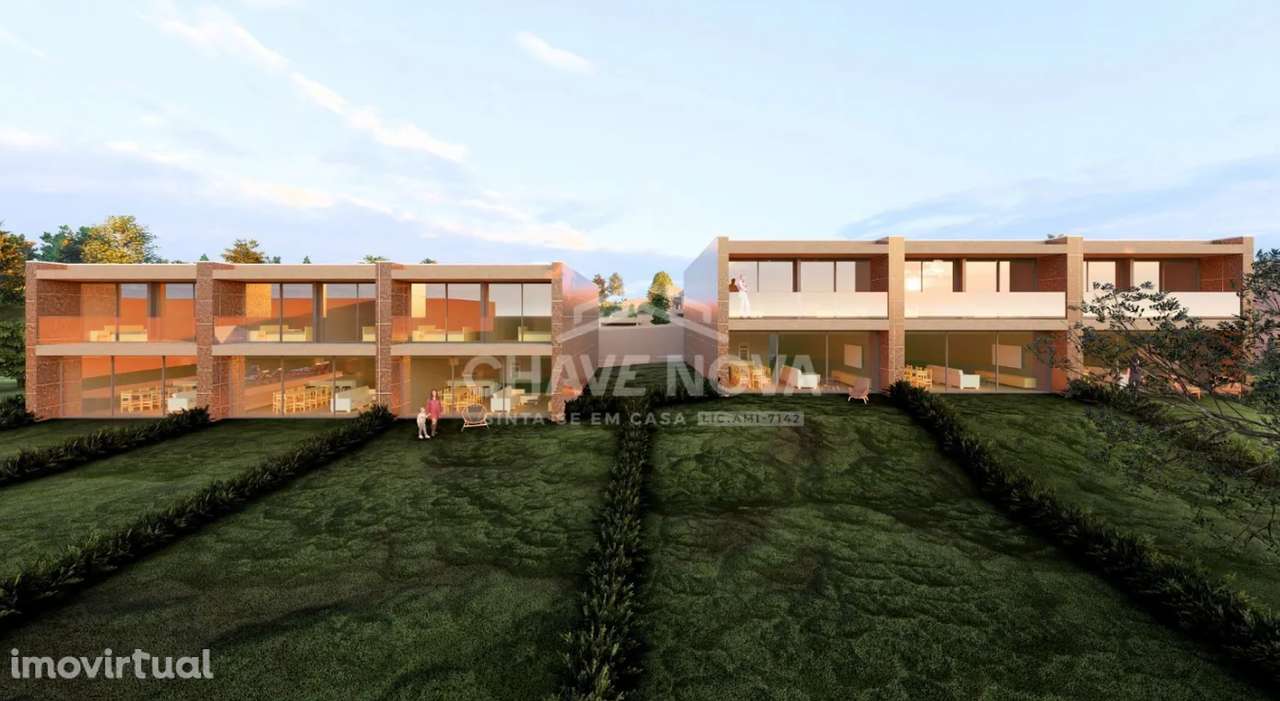 Lote de Terreno p/ 6 Moradias em Valadares - Grande imagem: 3/4