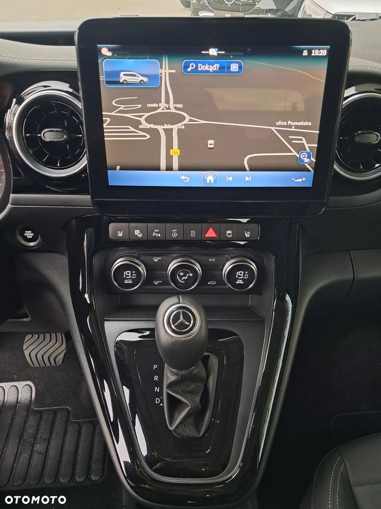 Mercedes-Benz Klasa T 180 d Progressive - 13