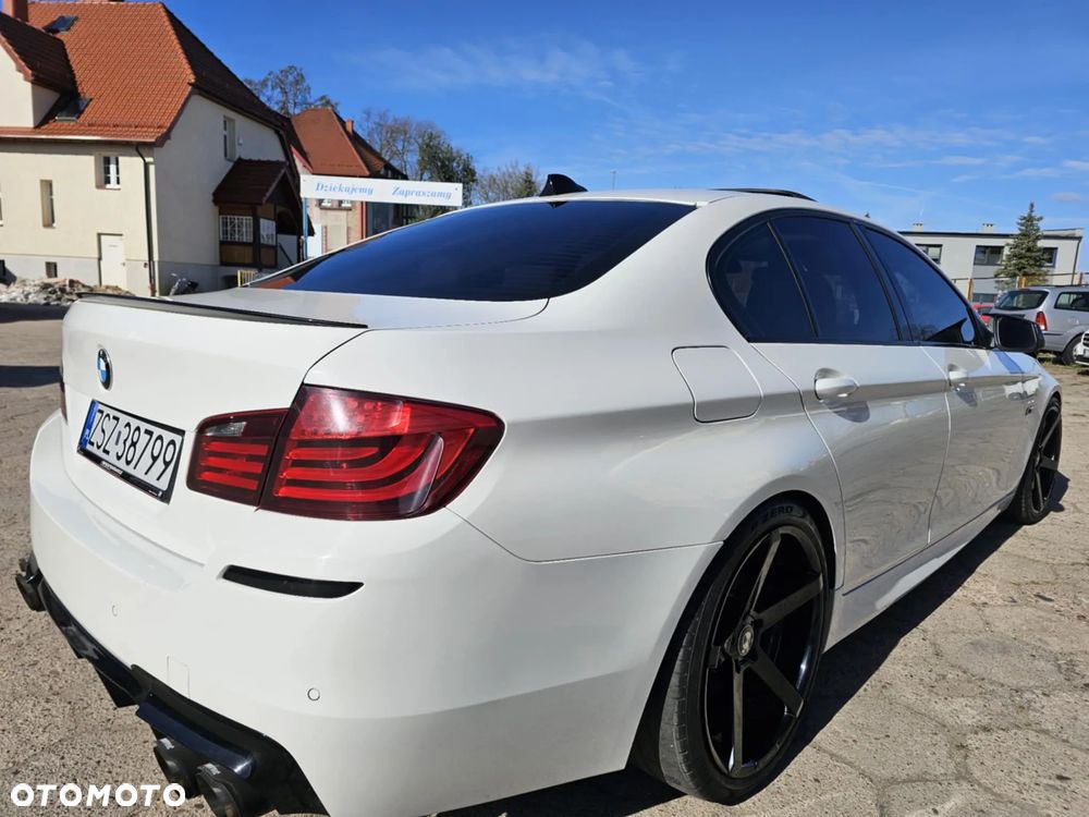 BMW Seria 5 530i - 15