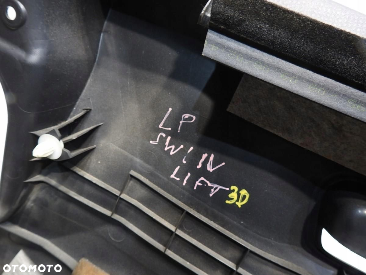 TAPICERKA DRZWI LEWA SUZUKI SWIFT IV LIFT 3D - 2