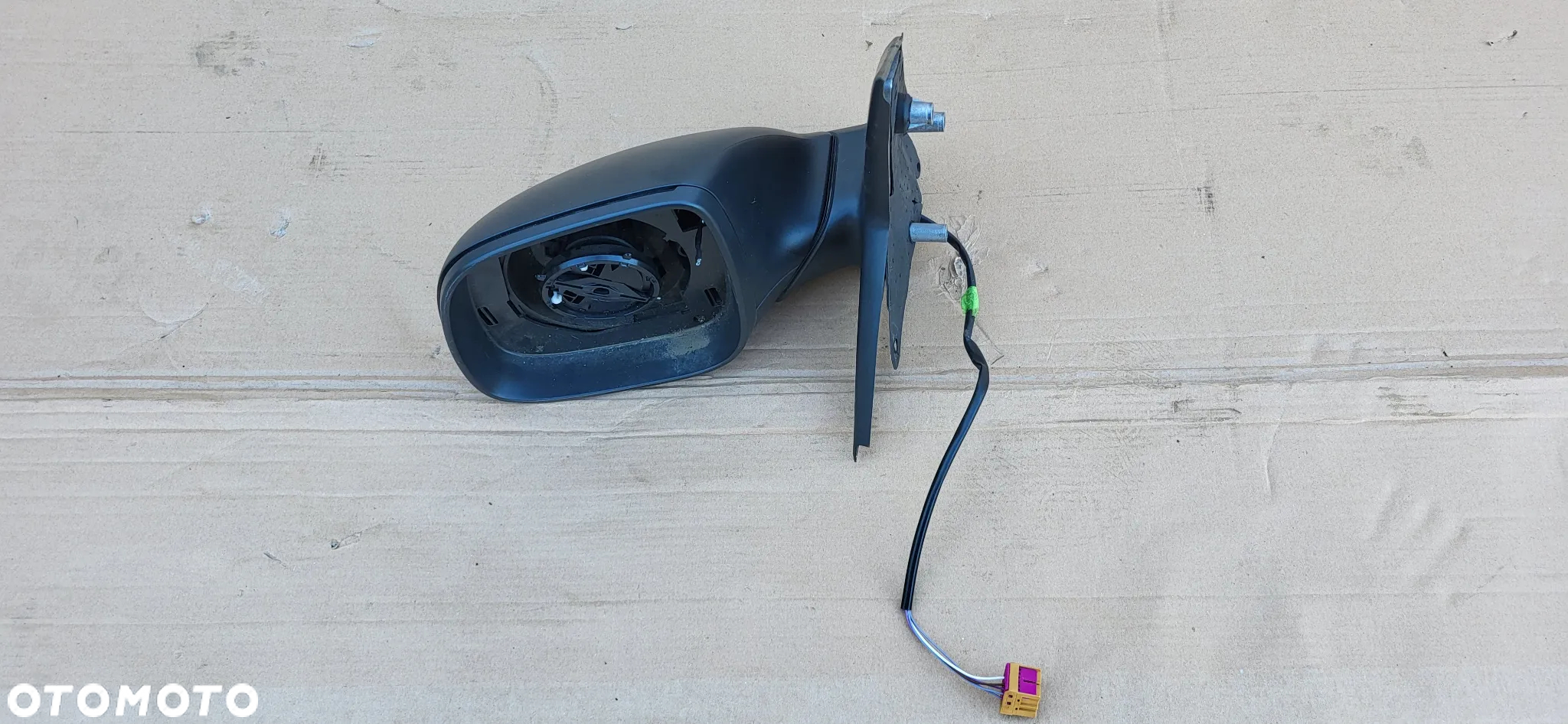 LUSTERKO LEWE VW T5 7E LIFT 5PIN - 2