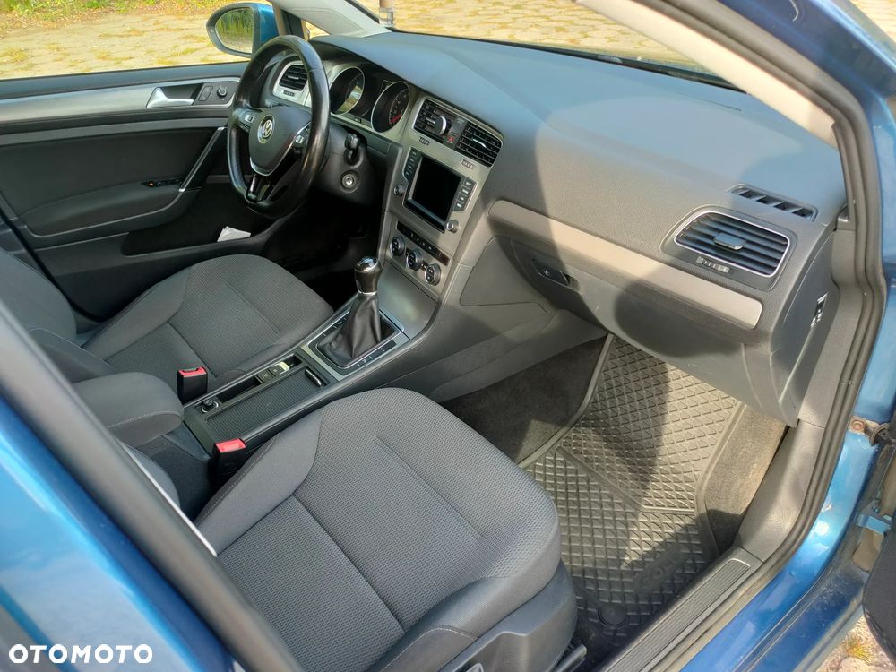 Volkswagen Golf VII 1.6 TDI BlueMotion Trendline - 25