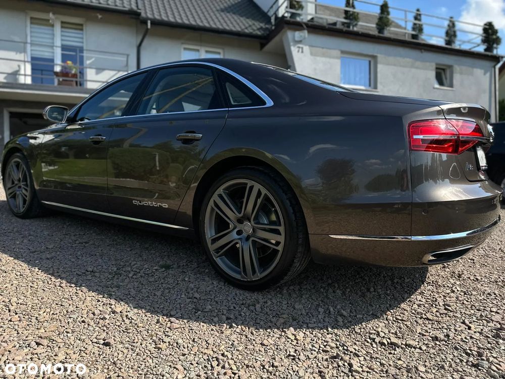 Audi A8 4.2 TDI DPF (clean diesel) quattro tiptronic - 5