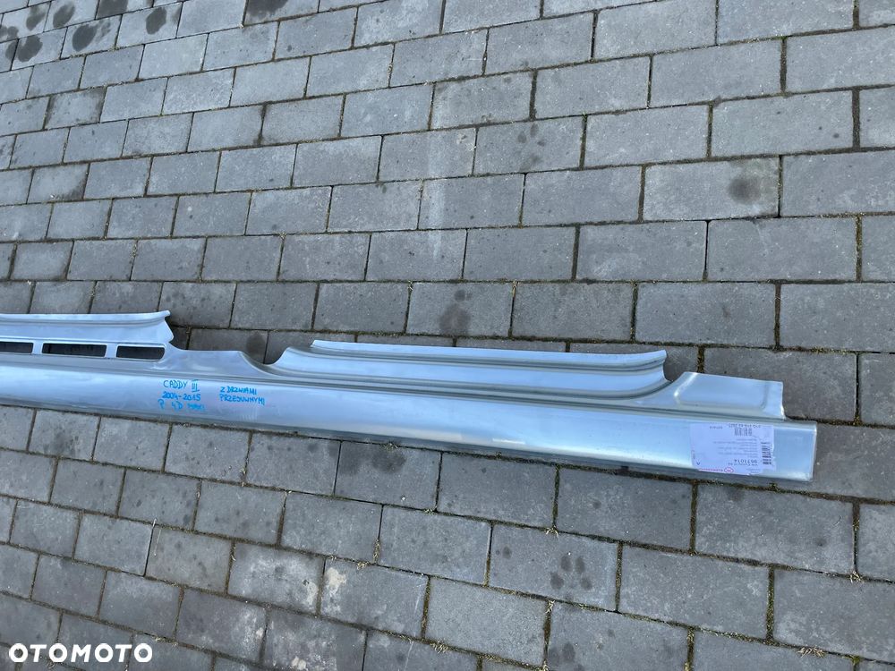 PRÓG PRAWY, REPERATURKA VW CADDY III  2004-2015 - NOWY MAXI 4d - 2