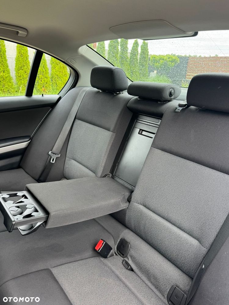 BMW Seria 3 320i - 21