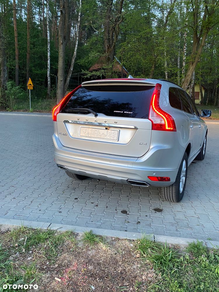 Volvo XC 60 D4 Geartronic Momentum - 6