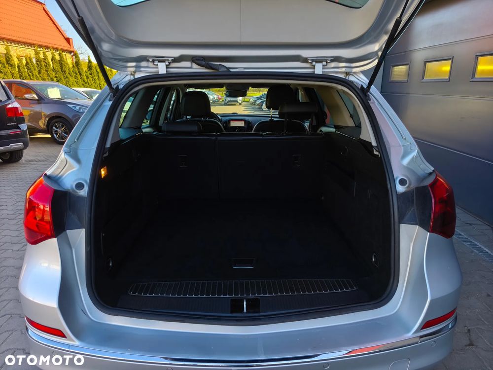 Opel Astra 1.4 T Cosmo EU6 - 9