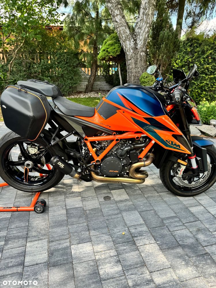 KTM Super Duke - 11