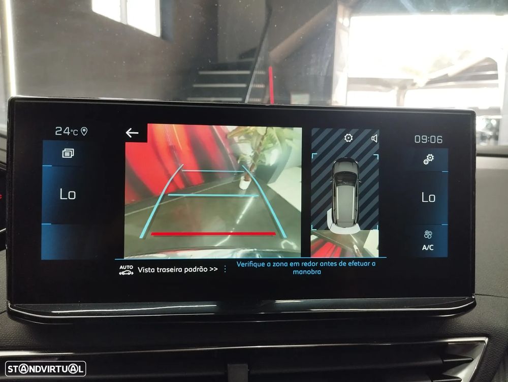 Peugeot 5008 1.2 PureTech Allure EAT8 - 29