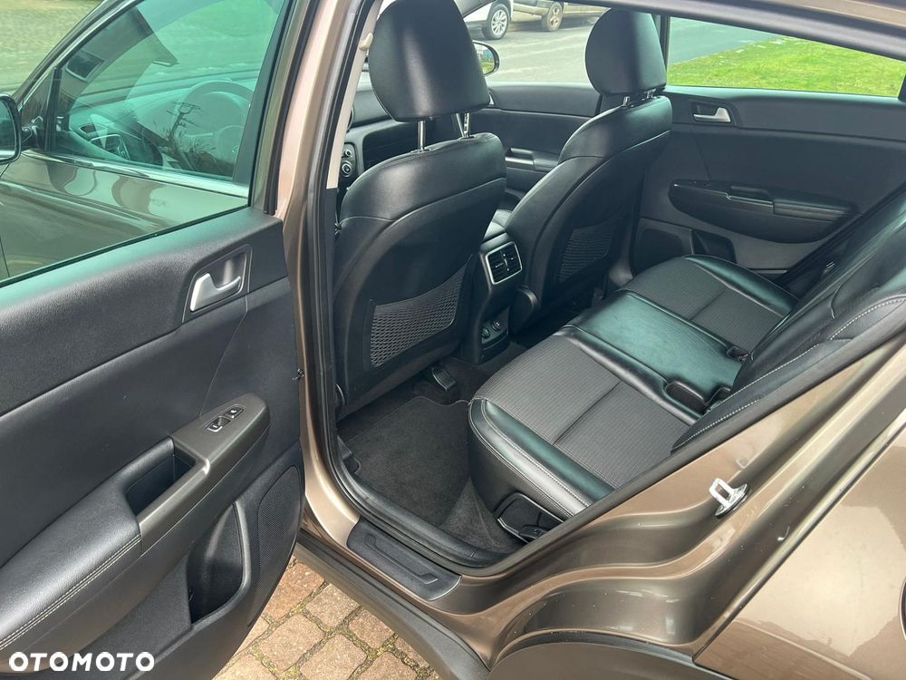 Kia Sportage 1.6 GDI L 2WD - 18