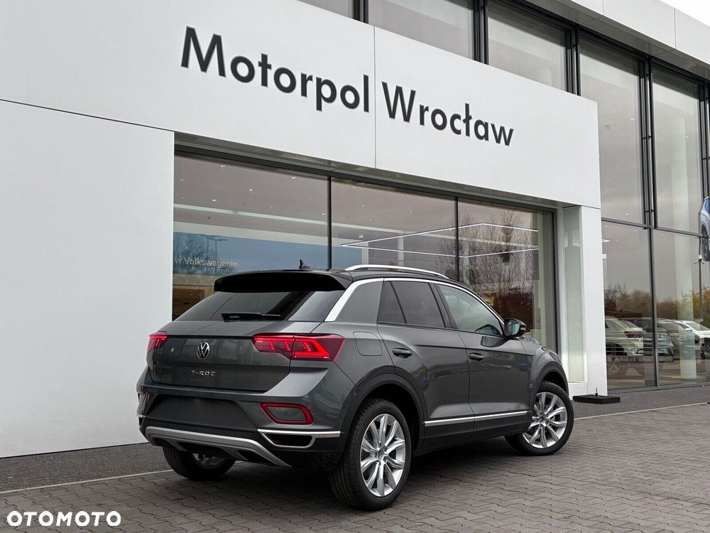 Volkswagen T-Roc - 8