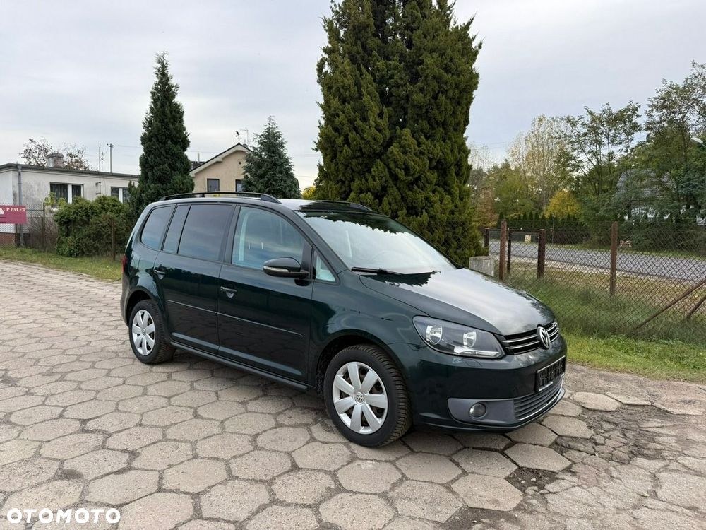 Volkswagen Touran - 15