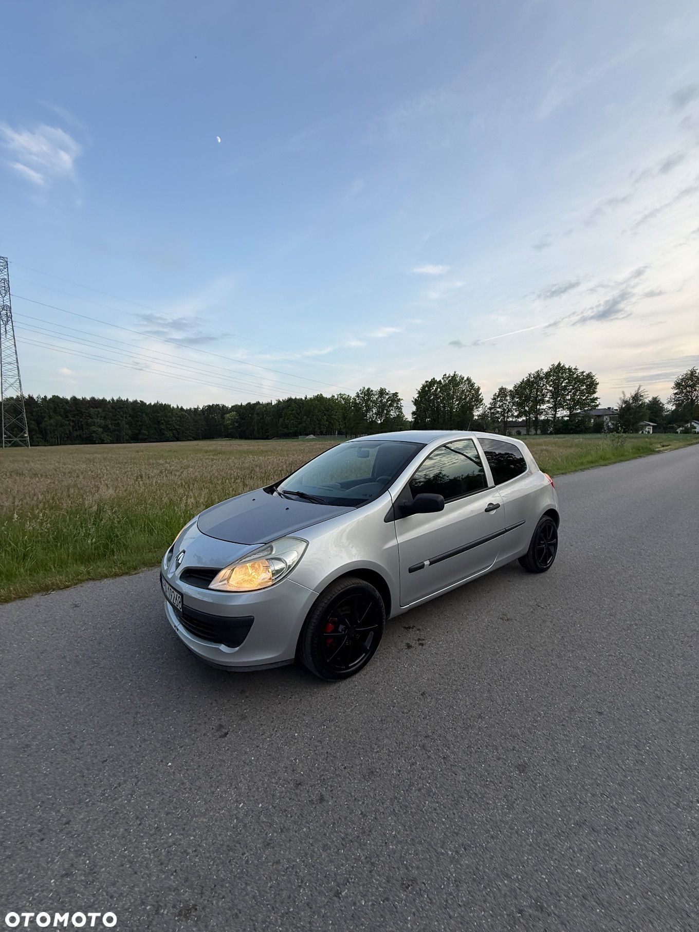 Renault Clio 1.2 16V Authentique - 1