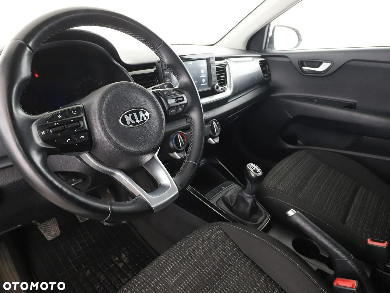 Kia Stonic 1.6 CRDi L - 14