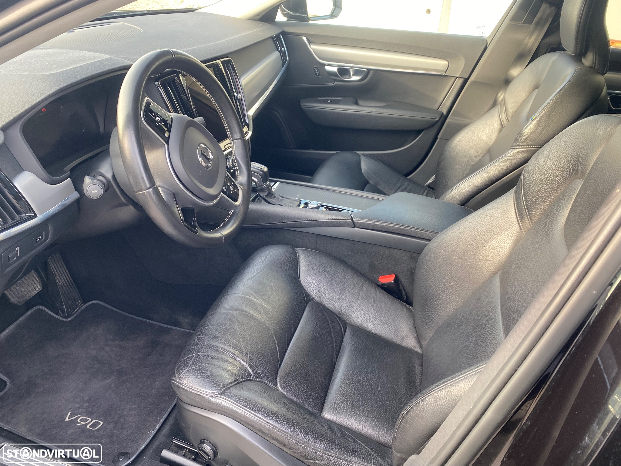 Volvo V90 2.0 D4 Momentum Plus Geartronic - 12