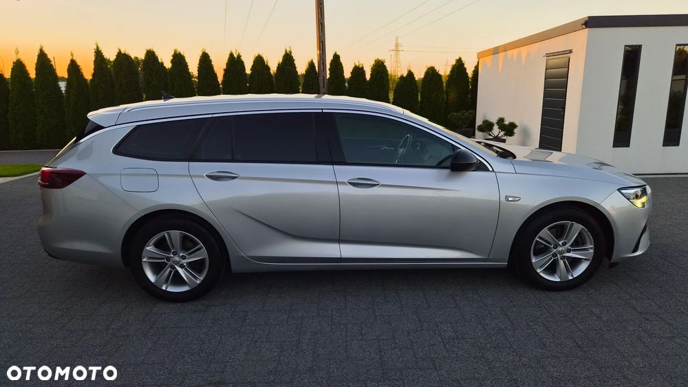 Opel Insignia 2.0 CDTI Elegance S&S - 32