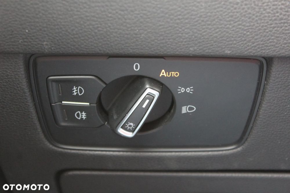 Volkswagen Passat 2.0 TDI BMT Trendline - 20