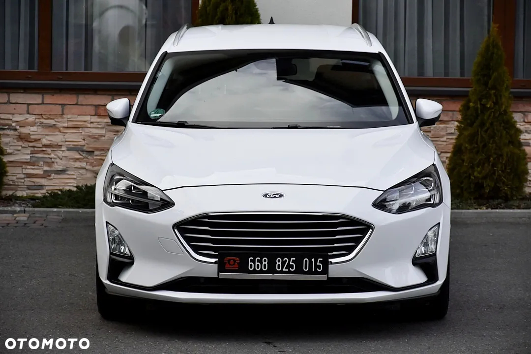 Ford Focus Turnier 1.5 EcoBlue Start-Stopp-System TITANIUM X - 10