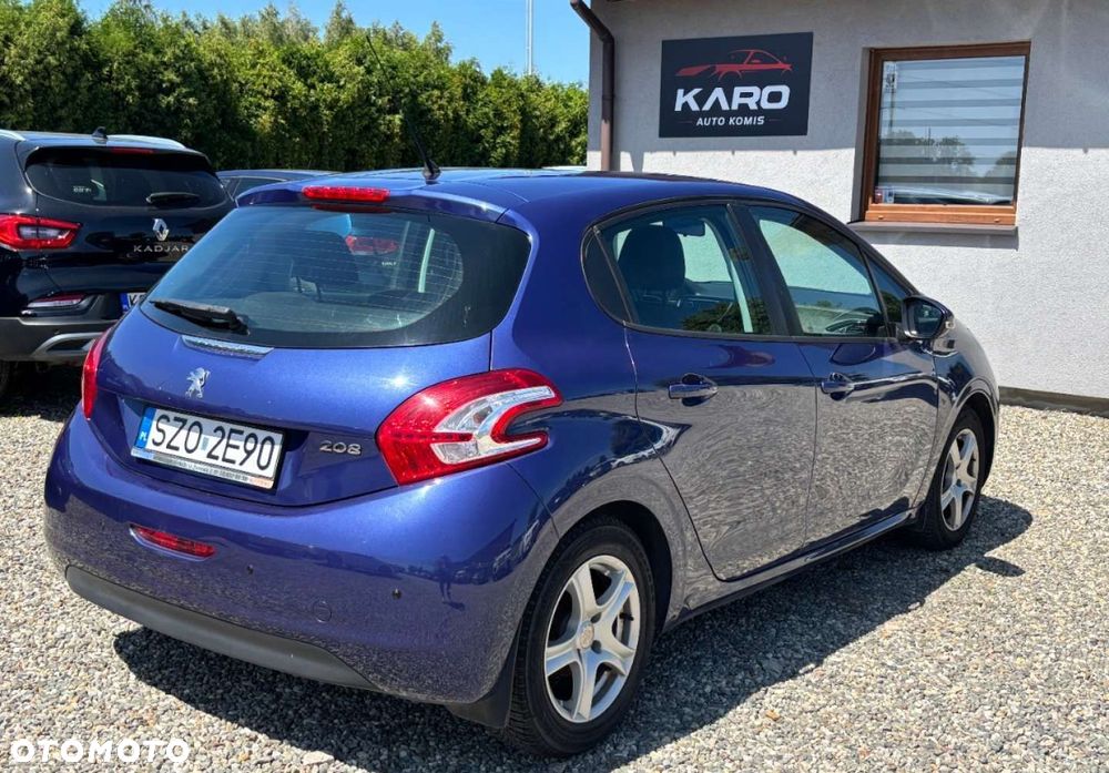 Peugeot 208 - 6