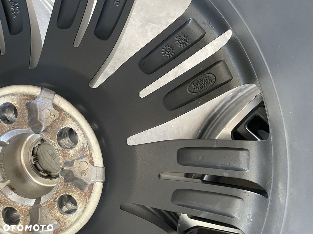 FELGI ALUMINIOWE Land Rover 9,5" x 22" x 5x120 x 72,6 x ET49 - 7