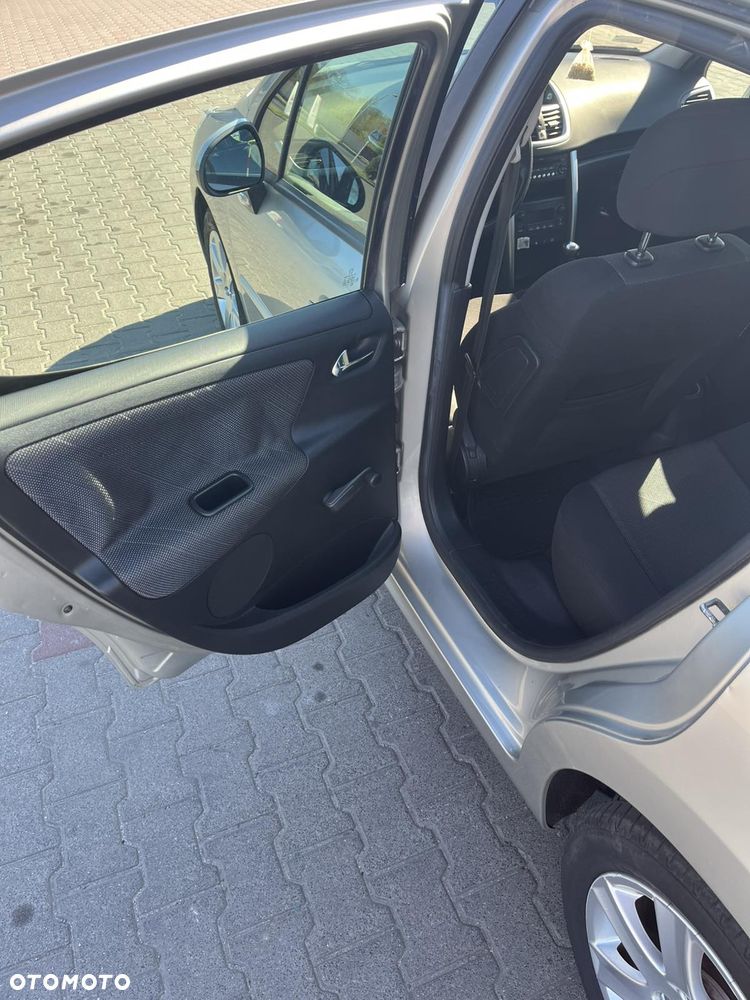 Peugeot 207 1.6 HDi 16V Sporty - 20