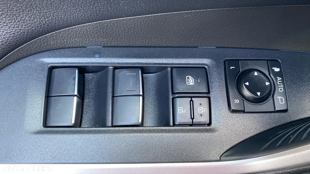 Toyota RAV4 2.5 VVT-iE 4x4 Luxury - 10