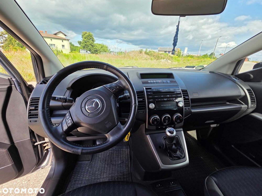 Mazda 5 - 7
