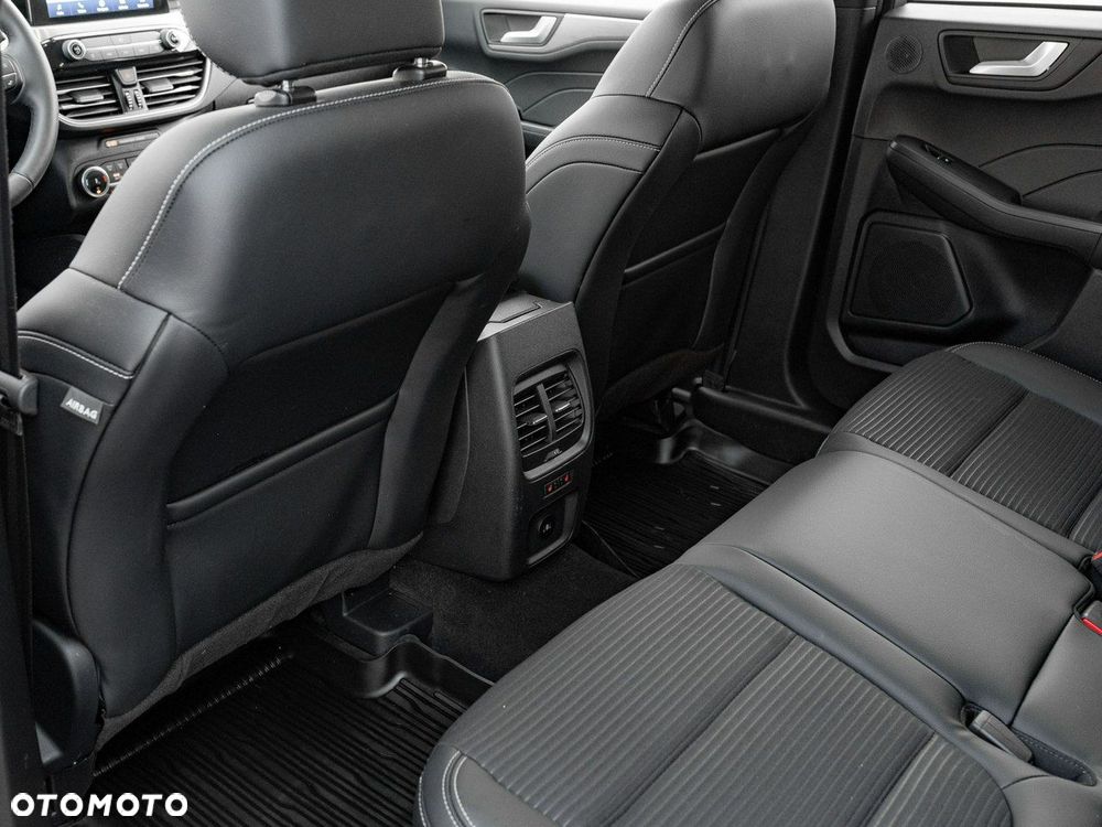 Ford Kuga 1.5 EcoBoost FWD Titanium X - 24