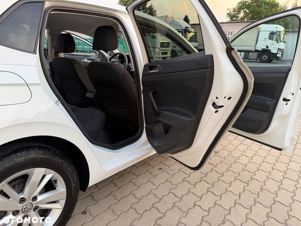 Volkswagen Polo 1.0 Trendline - 23