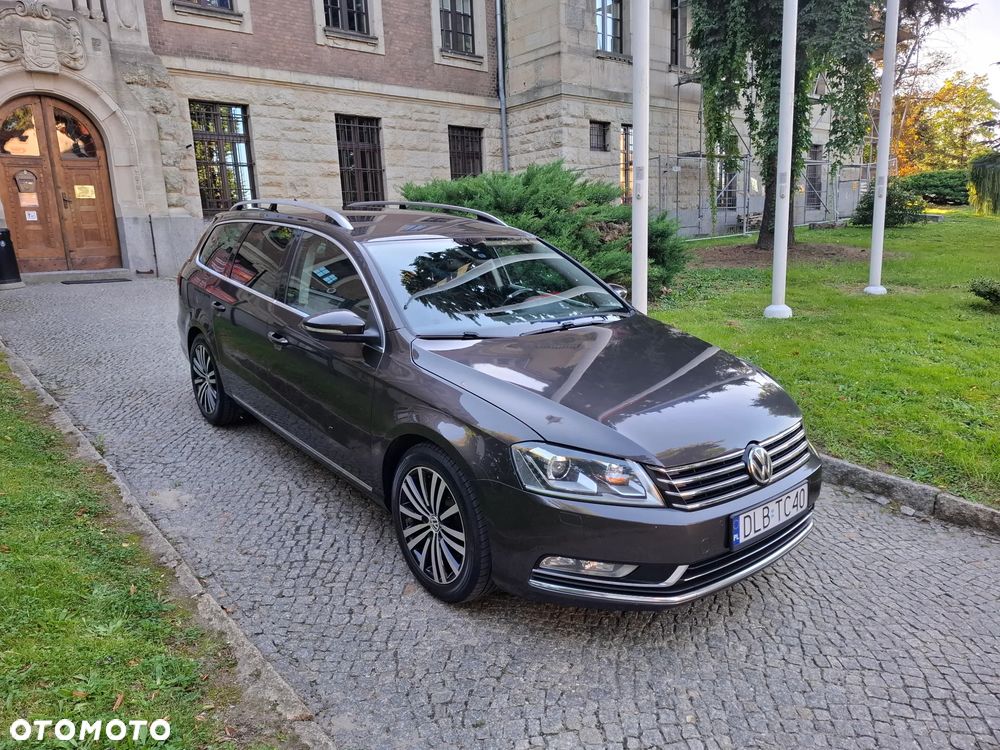 Volkswagen Passat 2.0 TDI Highline DSG - 2