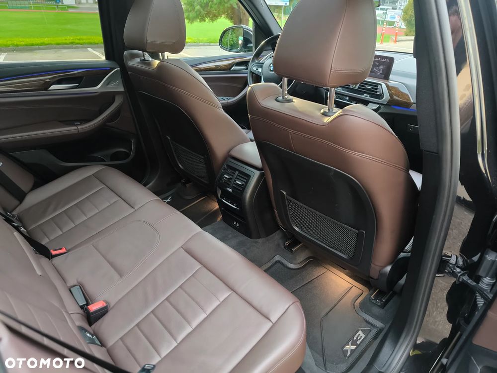 BMW X3 xDrive30i Luxury Line - 15