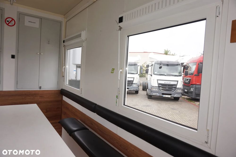 Mercedes-Benz Sprinter - 11