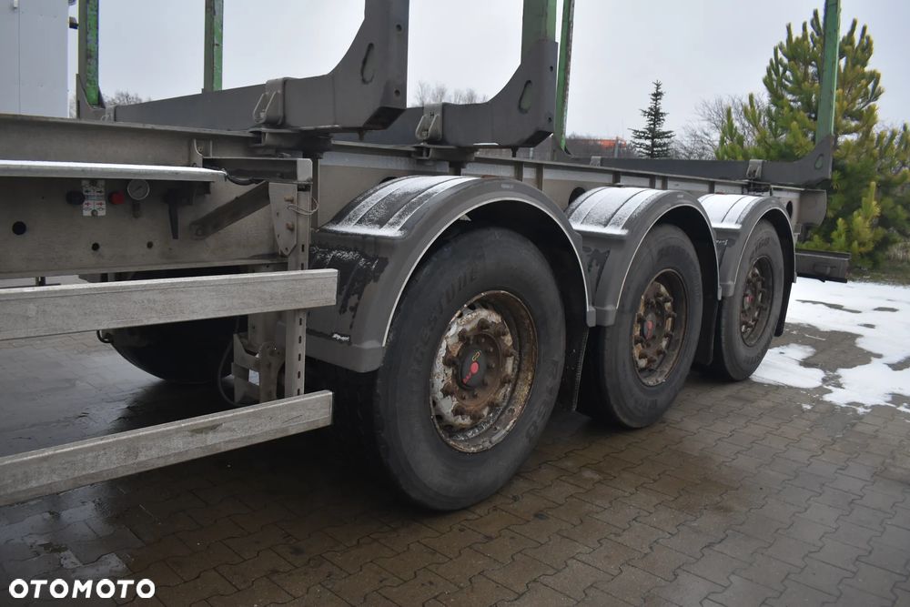 Zaslaw D 651A - 16