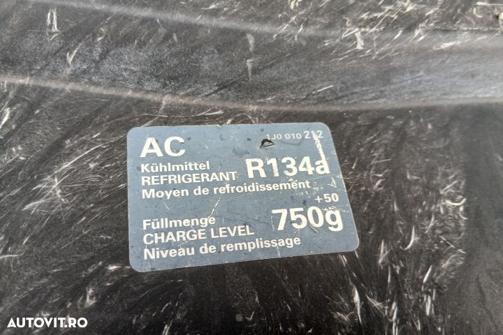 Trager / Calandru 1J0805594 1J0805594 Volkswagen VW Golf 4 [1997 - 20 - 7