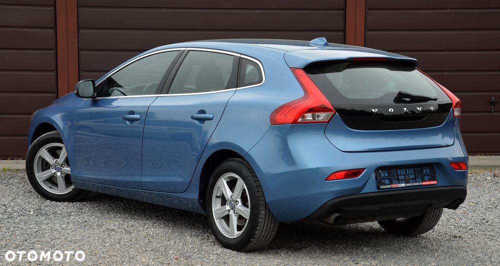 Volvo V40 T2 - 4