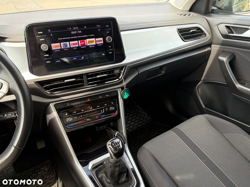 Volkswagen T-Roc 1.5 TSI Life - 23