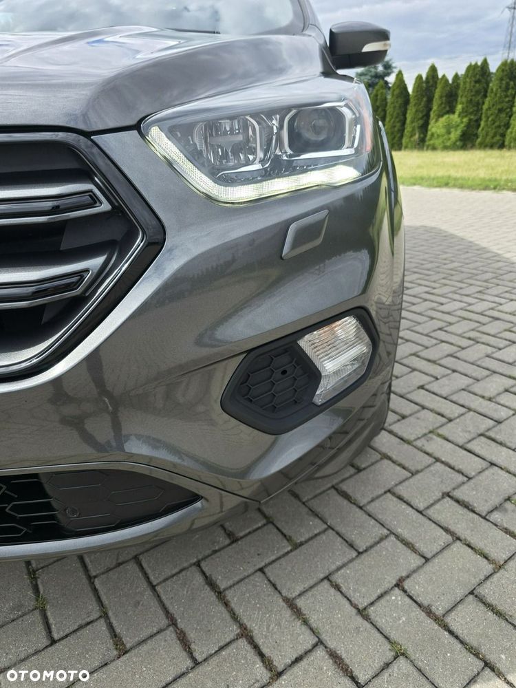 Ford Kuga - 9