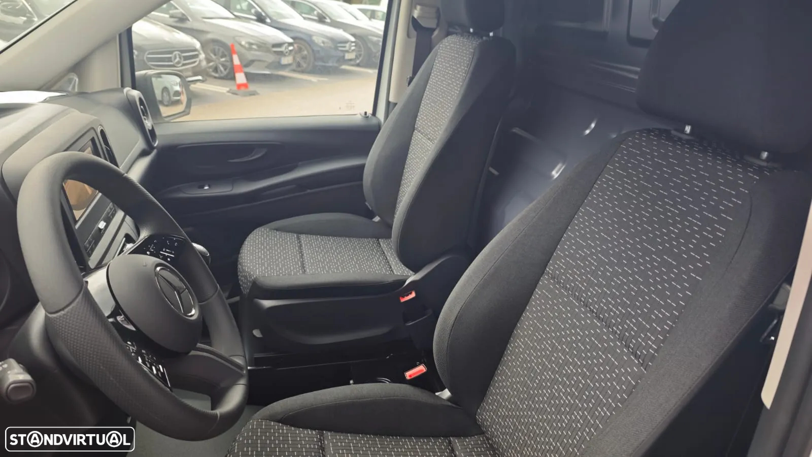 Mercedes-Benz Vito 114 Furgão Standard - 8