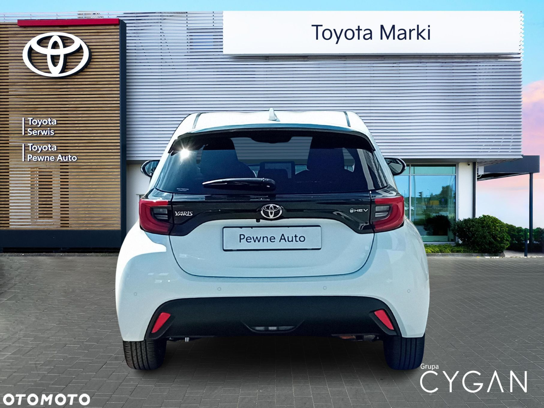 Toyota Yaris Hybrid 1.5 Style - 4