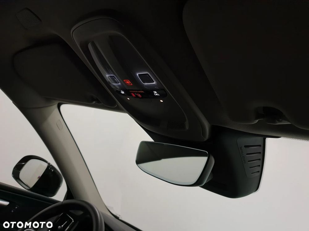 Volvo XC 60 B4 D Geartronic Inscription - 32