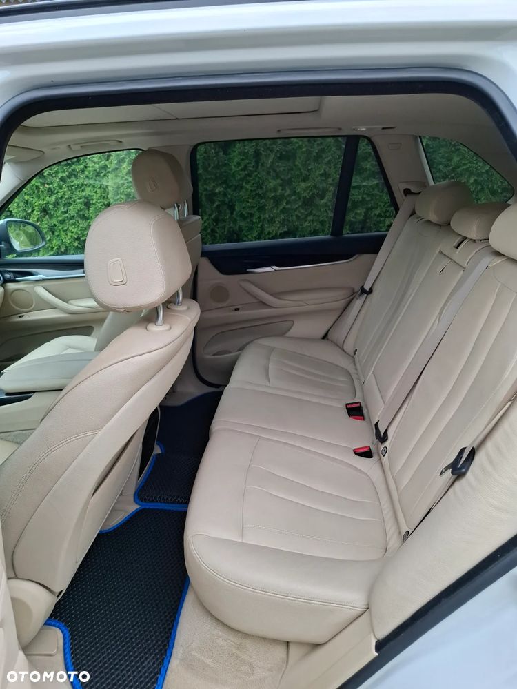 BMW X5 xDrive35i - 10