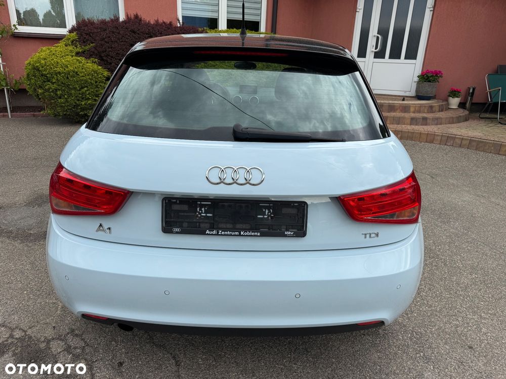 Audi A1 Sportback 1.6 TDI S line edition - 6